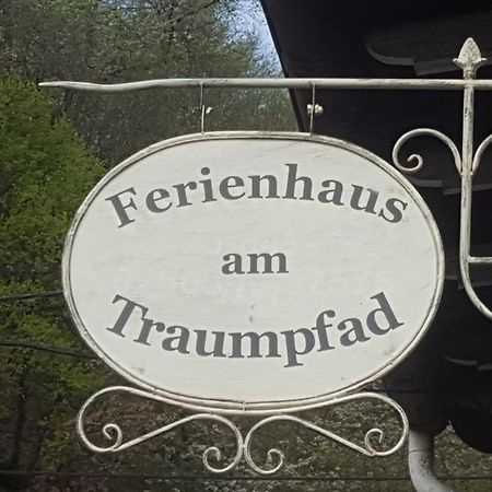 Ferienhaus Am Traumpfad Hatzenport Bagian luar foto
