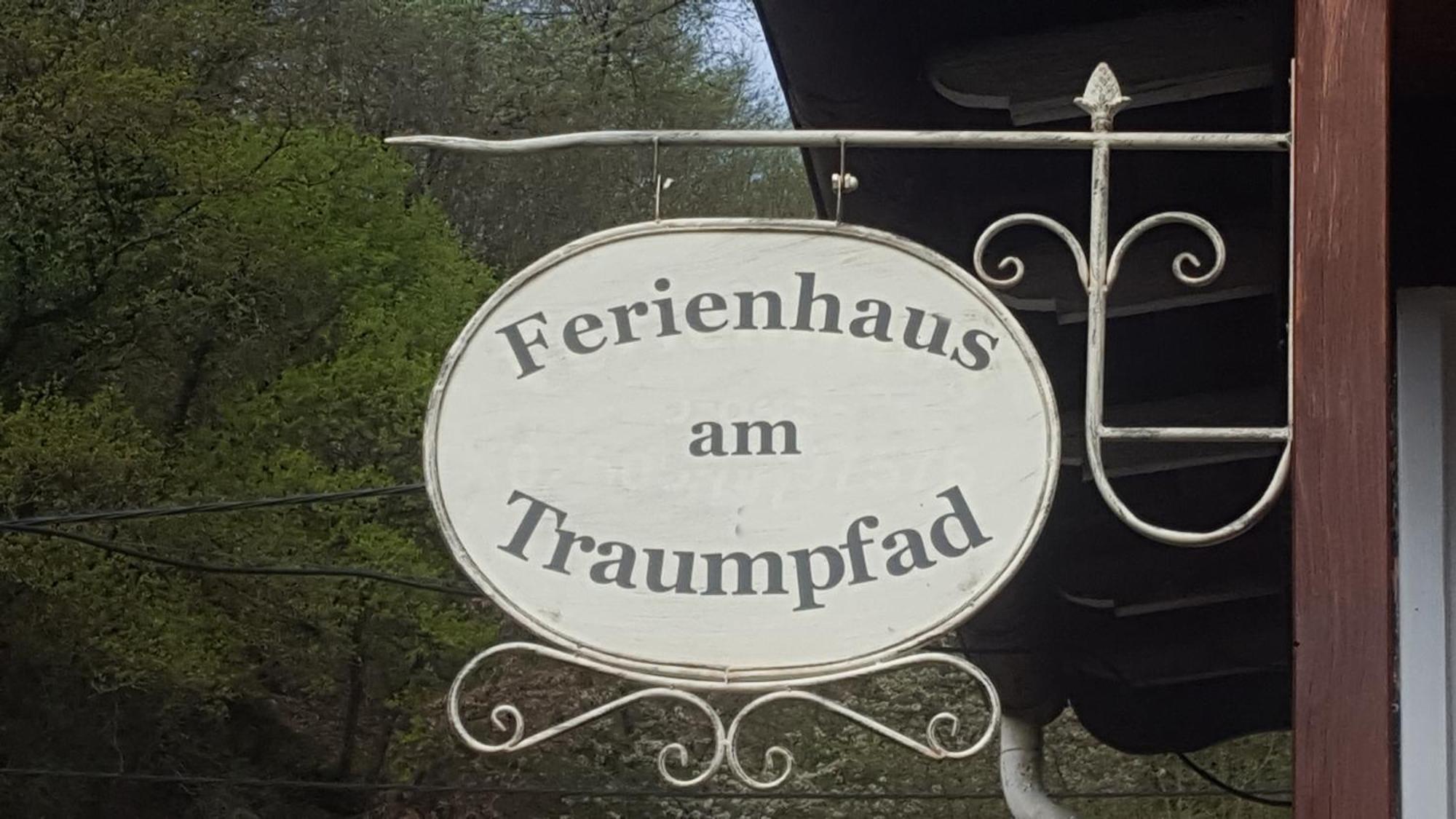 Ferienhaus Am Traumpfad Hatzenport Bagian luar foto