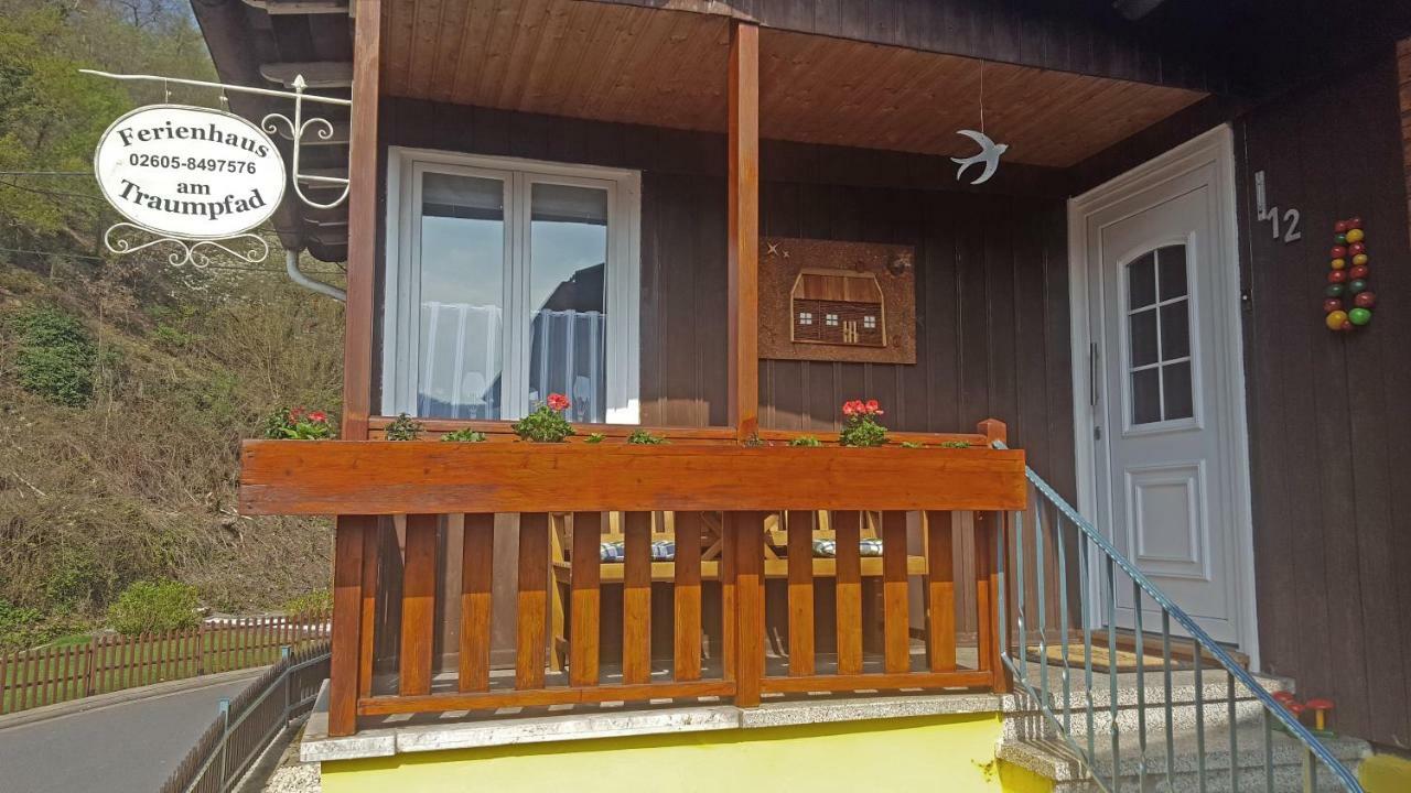 Ferienhaus Am Traumpfad Hatzenport Bagian luar foto